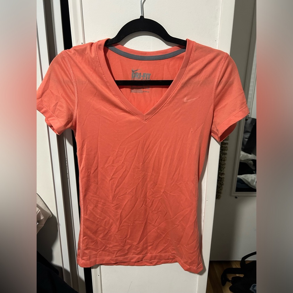 Nike Dri-Fit Vneck